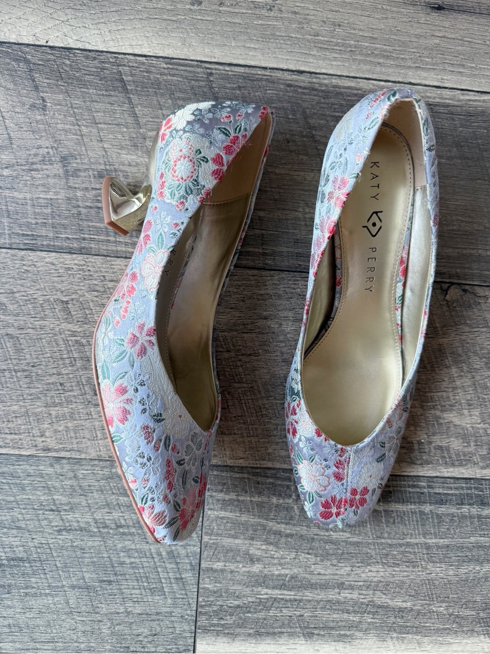 Katy Perry Collections Light Blue Floral Jacquard Kitten Heel Size 11